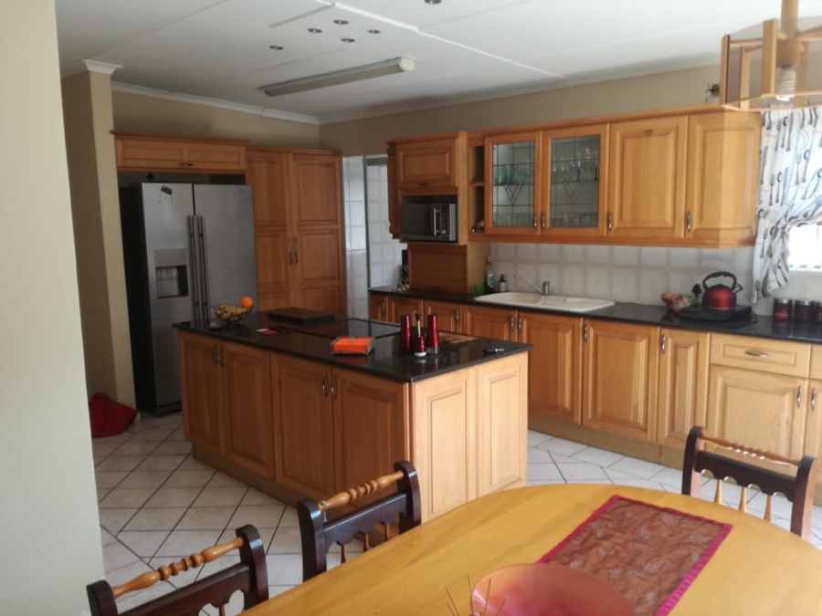 9 Bedroom Property for Sale in Winterstrand Eastern Cape